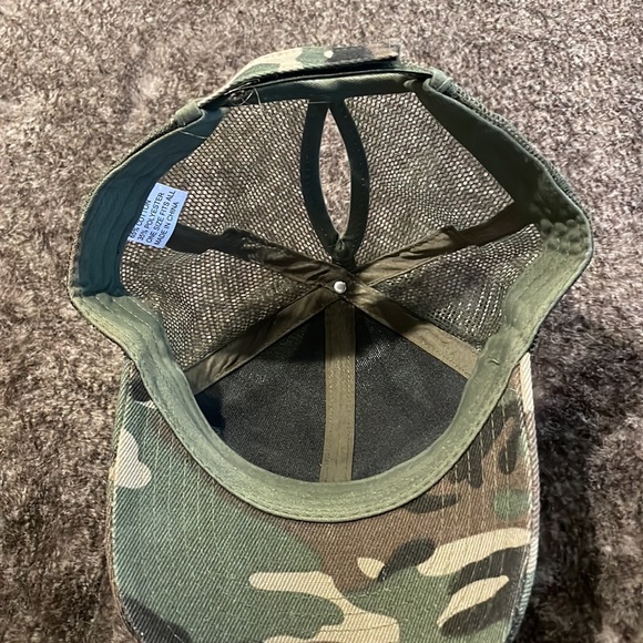 Camo Ponytail Baseball Cap - Picture 4 of 4